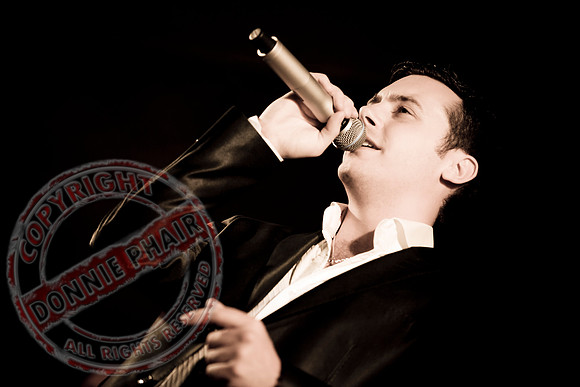 Nathan Carter plays In Derrygonnelly.
