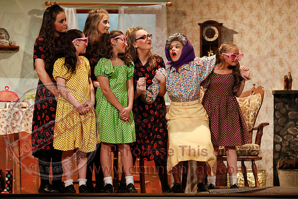 St. Comhghall's College performs "It's the Real McCoy".