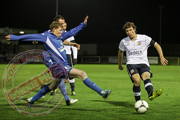Ballinamallard FC (Winners) V Glenavon in IFA League Soccer.
