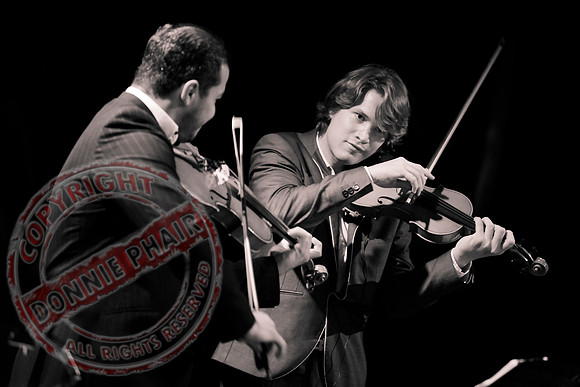 Vladimir Jablokov performing "Classic Twist".