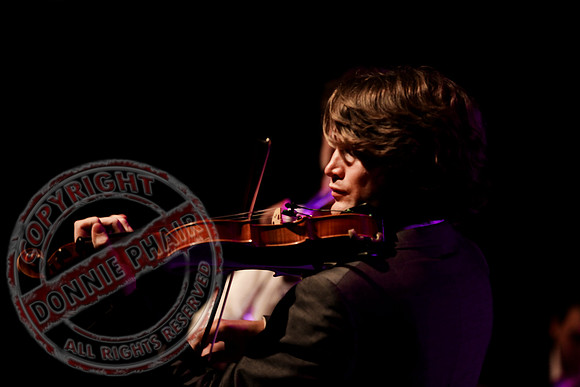 Vladimir Jablokov performing "Classic Twist".