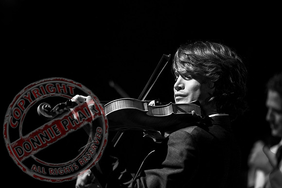 Vladimir Jablokov performing "Classic Twist".