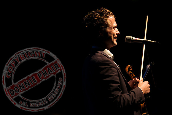 Vladimir Jablokov performing "Classic Twist".