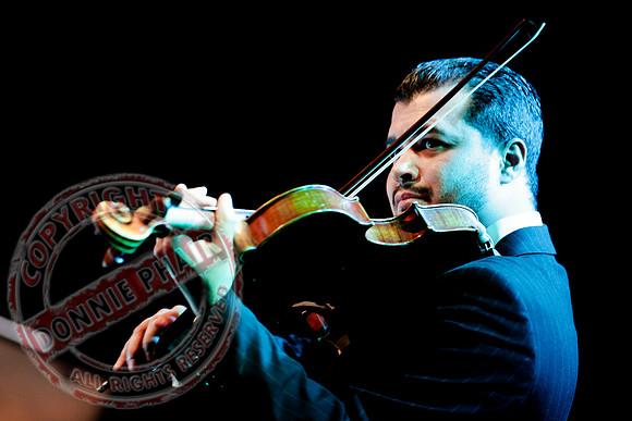 Vladimir Jablokov performing "Classic Twist".