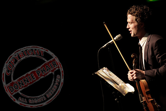 Vladimir Jablokov performing "Classic Twist".