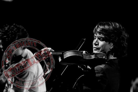 Vladimir Jablokov performing "Classic Twist".