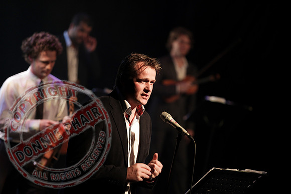 Vladimir Jablokov performing "Classic Twist".