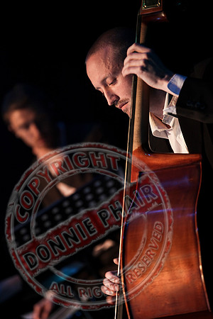 Vladimir Jablokov performing "Classic Twist".