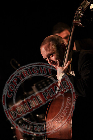 Vladimir Jablokov performing "Classic Twist".
