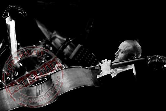 Vladimir Jablokov performing "Classic Twist".