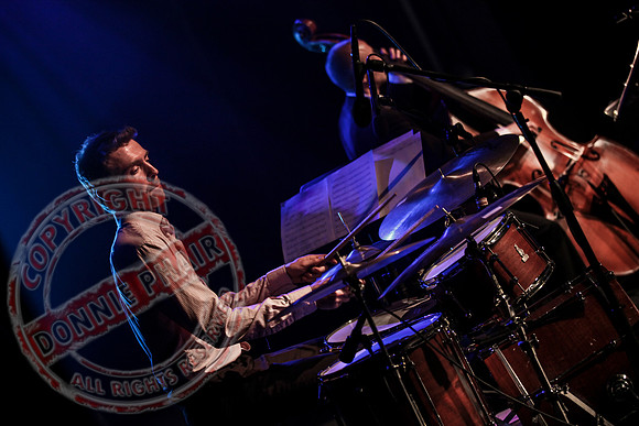 Vladimir Jablokov performing "Classic Twist".