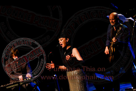 Bronagh Gallagher and Band in Concert in The Ardhowen Theatre.