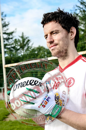 Tyrone Player, Matty Donnelly, launches Murphy's -Together For Sam- Gloves.