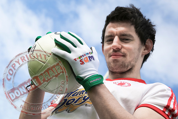 Tyrone Player, Matty Donnelly, launches Murphy's -Together For Sam- Gloves.