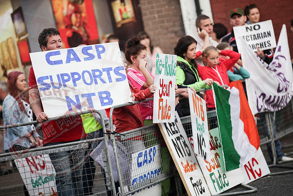 Newtownbutler Loyalist Parade and Protesters
