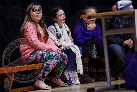 Bunscoil An Traonaigh Christmas Stories and Carols.