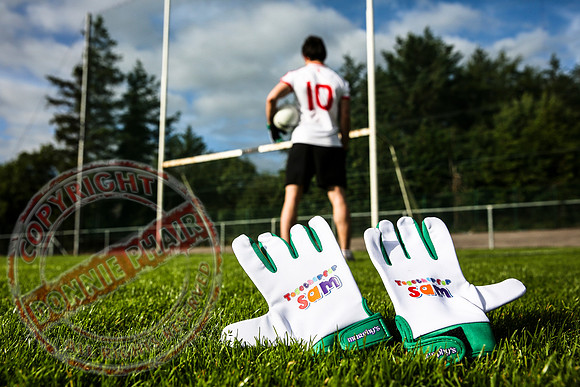 Tyrone Player, Matty Donnelly, launches Murphy's -Together For Sam- Gloves.