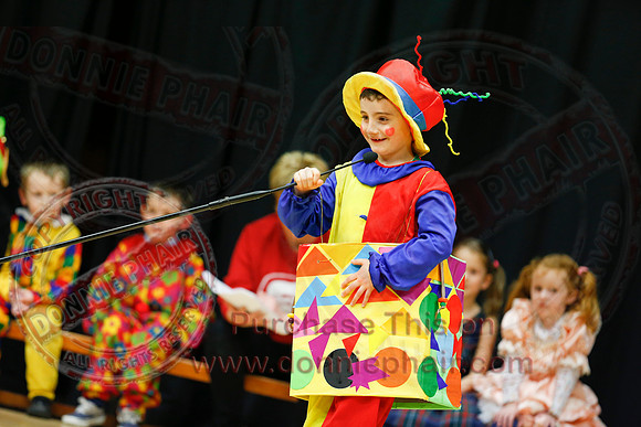 Bunscoil An Traonaigh Christmas Stories and Carols.