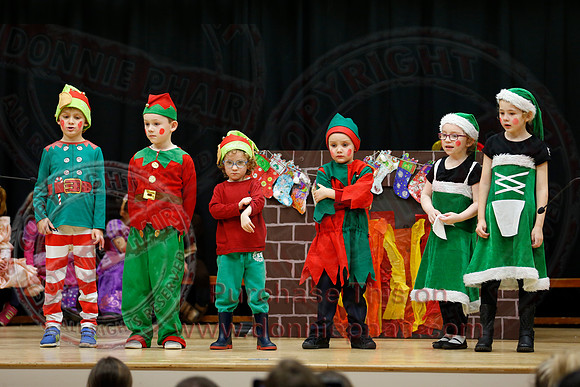 Bunscoil An Traonaigh Christmas Stories and Carols.