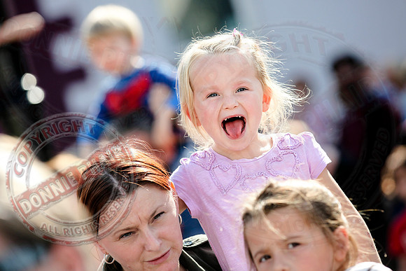 FLive Dragon Parade in Enniskillen.