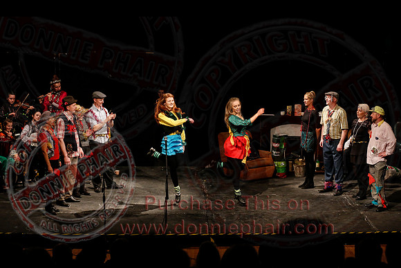 Irish Traditional Show held in the Share Centre Lisnaskea in aid of Knocks Grattans