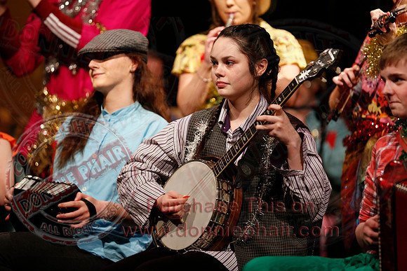 Irish Traditional Show held in the Share Centre Lisnaskea in aid of Knocks Grattans