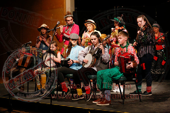 Irish Traditional Show held in the Share Centre Lisnaskea in aid of Knocks Grattans