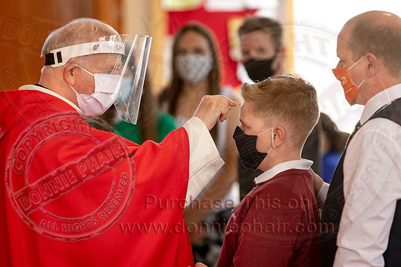 Confirmation in The Holy Cross Church Lisnaskea-20