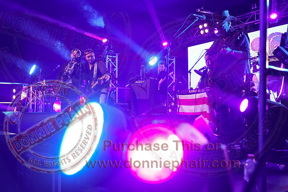 Live at the Castle Enniskillen    12-03-22-15