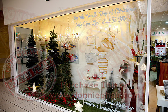 Christmas Windows Enniskillen-27