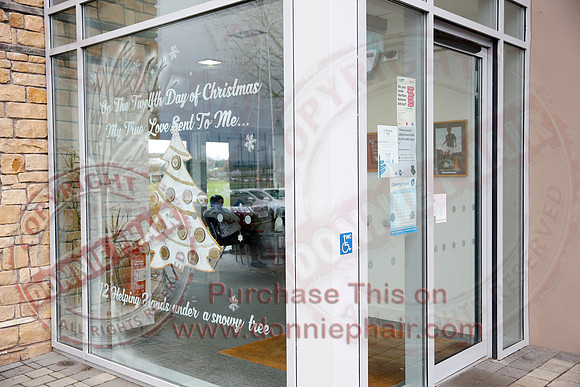 Christmas Windows Enniskillen-50