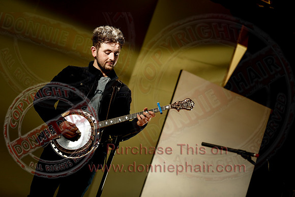The Whsitlin' Donkeys performing at St. Kevin's College.