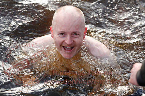 New Years Day Charity Swim at Galloon Island.-12