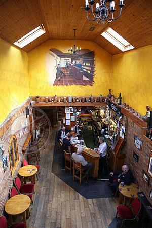 Franks Bar, Lisnaskea.