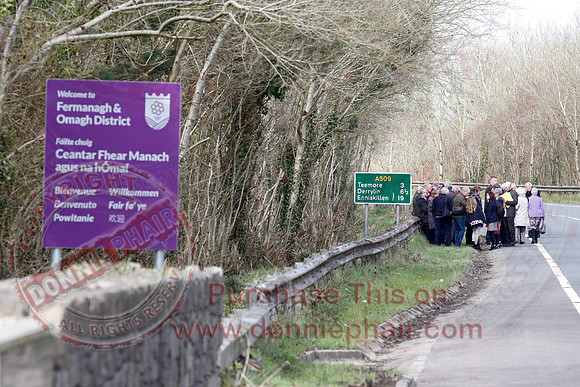 Senator George Mitchell returns to the Peace Bridge outside Belturbet 20 years after The Good Friday Agreement-2