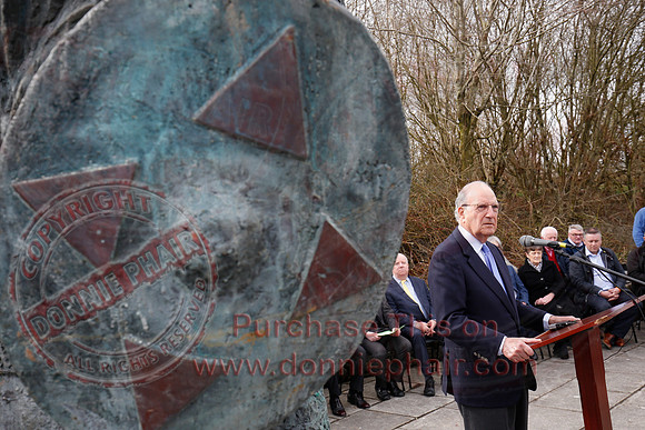 Senator George Mitchell returns to the Peace Bridge outside Belturbet 20 years after The Good Friday Agreement-58