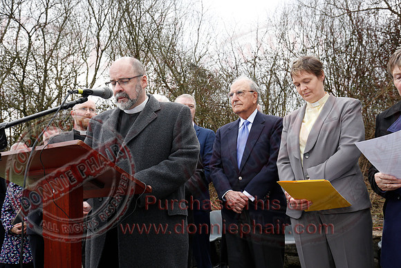 Senator George Mitchell returns to the Peace Bridge outside Belturbet 20 years after The Good Friday Agreement-72