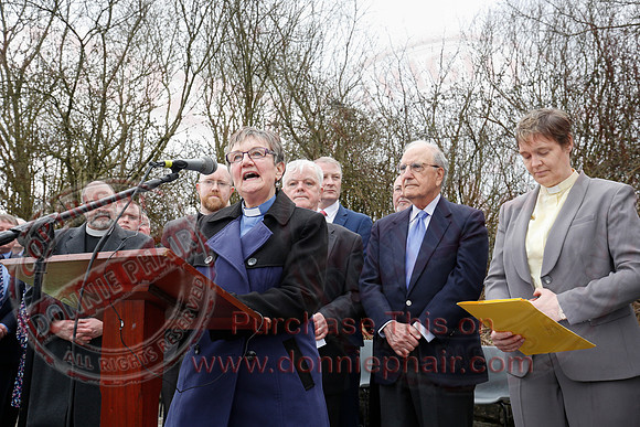 Senator George Mitchell returns to the Peace Bridge outside Belturbet 20 years after The Good Friday Agreement-73