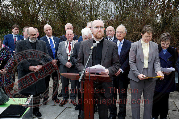 Senator George Mitchell returns to the Peace Bridge outside Belturbet 20 years after The Good Friday Agreement-79