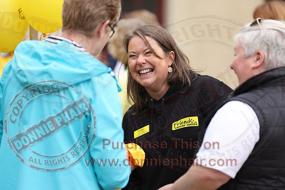 Freidns of the Cancer Centre Fermanagh Fundraising walk at Castle Coole-1
