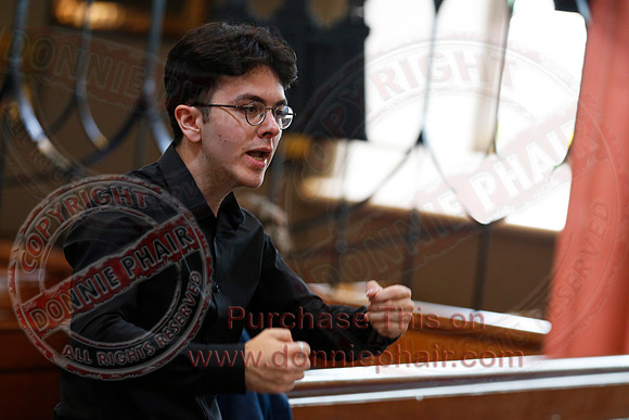 Matthew Murphy conducting the The Corpus Christi College from Oxford in St. Macartins Cathedral, Enniskillen.-1
