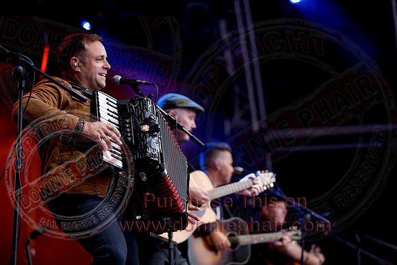 The High Kings at Custom House Square Belfast by Donnie Phair   10-08-21-114