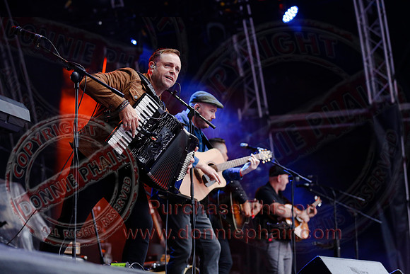 The High Kings at Custom House Square Belfast by Donnie Phair   10-08-21-115