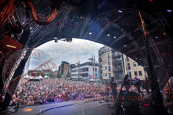 The High Kings at Custom House Square Belfast by Donnie Phair   10-08-21-120