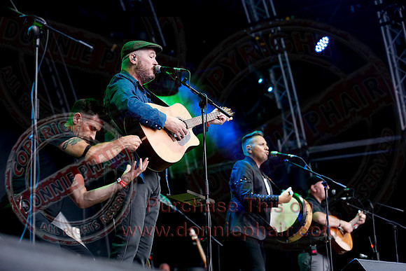 The High Kings at Custom House Square Belfast by Donnie Phair   10-08-21-9
