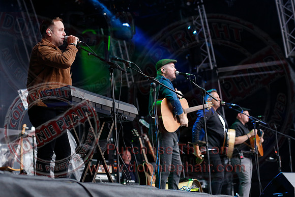 The High Kings at Custom House Square Belfast by Donnie Phair   10-08-21-15
