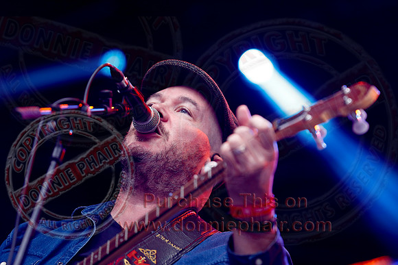 The High Kings at Custom House Square Belfast by Donnie Phair   10-08-21-40