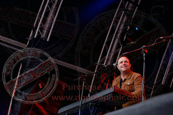 The High Kings at Custom House Square Belfast by Donnie Phair   10-08-21-44