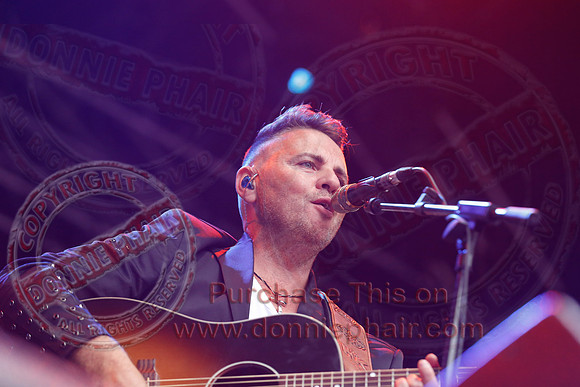 The High Kings at Custom House Square Belfast by Donnie Phair   10-08-21-47