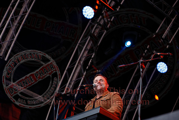 The High Kings at Custom House Square Belfast by Donnie Phair   10-08-21-48